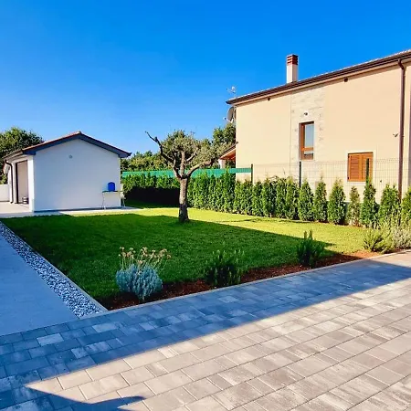 Aaron Villa Butkovici (Istria)